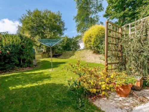 Вилла The Gatehouse At Y Gwesty Bach Jordanston Экстерьер фото